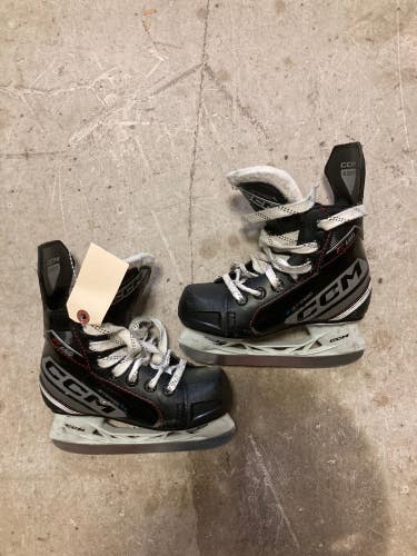 Used Youth CCM JetSpeed FT 680 Hockey Skates Regular Width 11.5