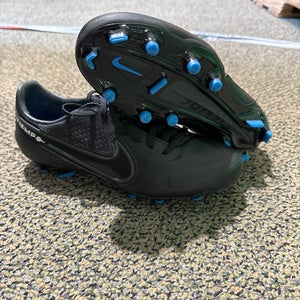 Nike Tiempo Legend 9 Pro Cleats | Men’s 5.5