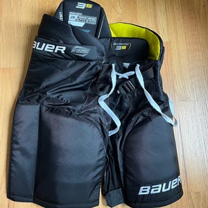 Lightly Used Bauer Supreme 3S Junior Hockey Pants