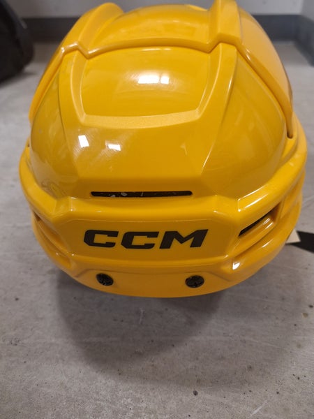 Yellow New Medium CCM tacks 720 Helmet
