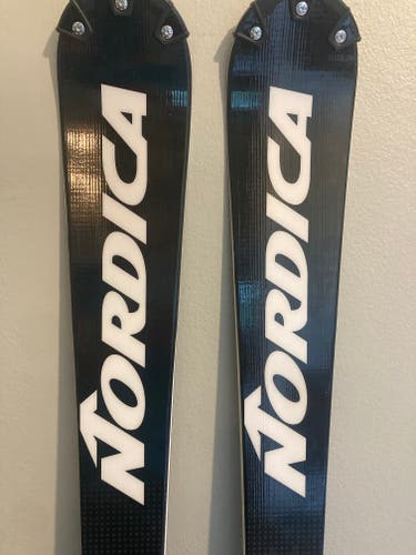 New Nordica Dobermann WC SL 149 cm Racing Skis Max Din 12