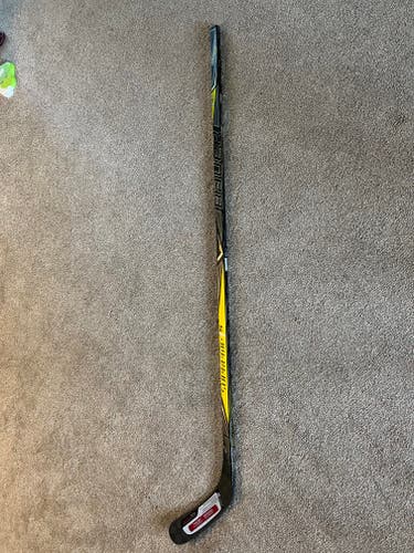 New Intermediate Bauer Supreme 1S Right Handed Hockey Stick PM9