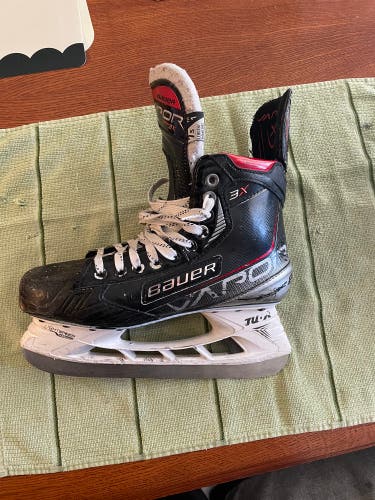 Used Senior Bauer Regular Width   7.5 Vapor 3X Hockey Skates