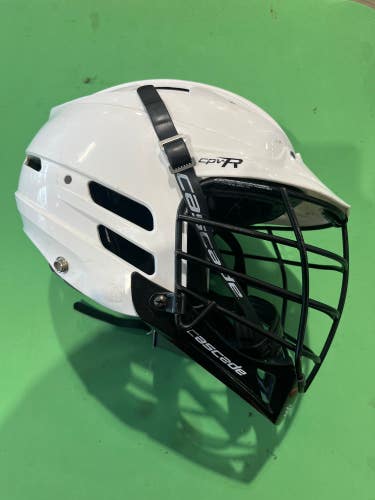 White Used Adult Cascade CPV-R Helmet