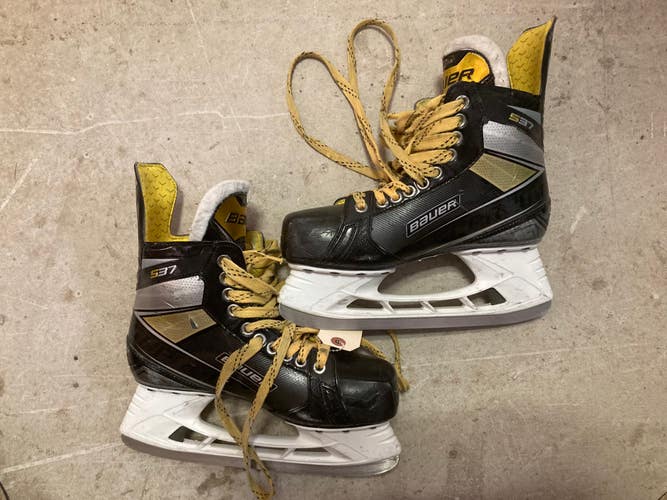 Used Intermediate Bauer Supreme S37 Hockey Skates Regular Width 6