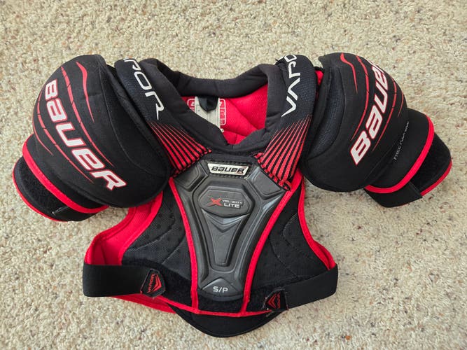 Used Small Junior Bauer Vapor Shoulder Pads