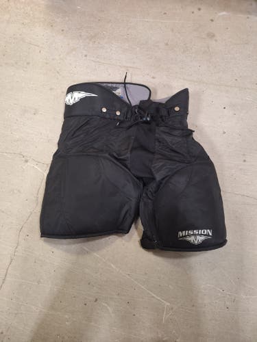 Black Used Senior Large Mission M-2 Hockey Pants