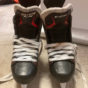 Used Senior CCM JetSpeed FT360 Hockey Skates Regular Width 7
