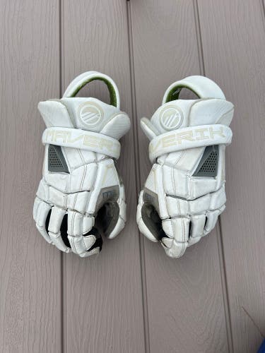 Used Maverick M5 Lacrosse gloves *SEND OFFERS*