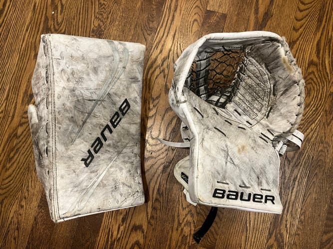 Bauer 2x Pro Blocker With 2s Pro Glove Set