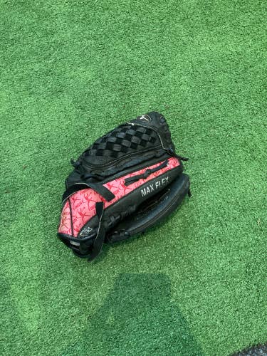 Pink Used Mizuno Prospect Right Hand Throw Softball Glove 10"