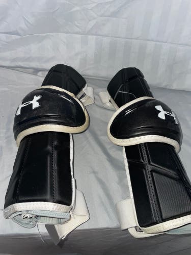 Used Adult Under Armour Command Pro Arm Pads