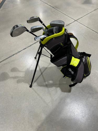 Used Junior Top Flite Left Handed Complete Golf Set