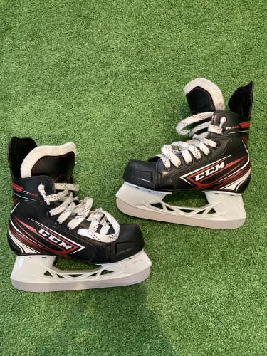 Used Youth CCM JetSpeed FT440 Hockey Skates Regular Width 13