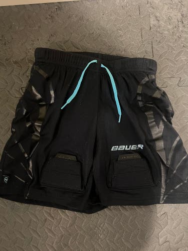 TWO Youth Small Bauer Hockey Girls Jill Base layer Shorts