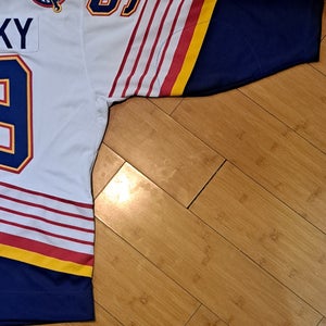 St. Louis Blues vintage starter Gretzky jersey