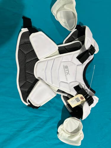 Used Medium Youth STX Shadow Shoulder Pads