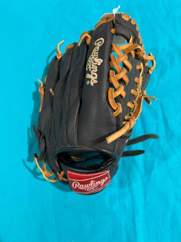 Black Used Kid Pitch (9YO-13YO) Rawlings Player Preferred Right Hand Throw Infield Baseball Glove 11