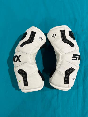 Used Small Youth STX Cell IV Arm Pads