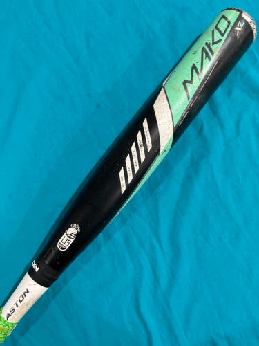 Used Kid Pitch (9YO-13YO) 2016 Easton Mako XL Bat USSSA Certified (-8) Composite 23 oz 31"