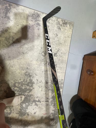 Used Senior CCM Right Handed P28  RibCor Pro 3 PMT Hockey Stick