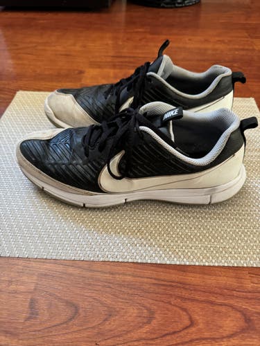 Used Size 9.0 Men's Nike Waterproof Golf Shoes