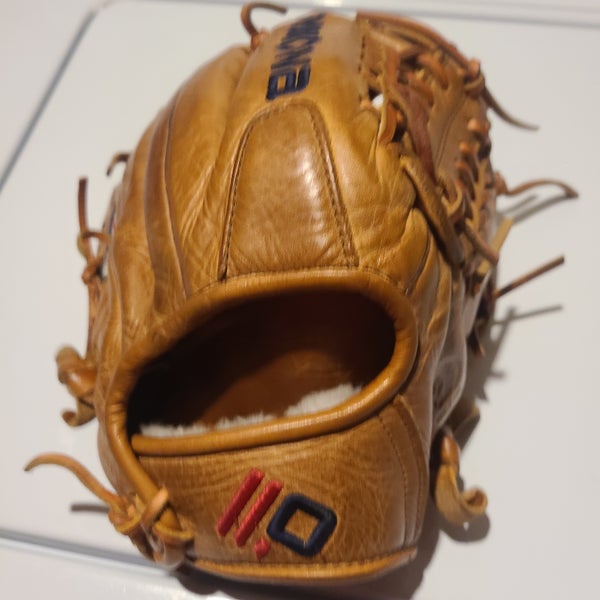 Nokona G-1200 Baseball Glove