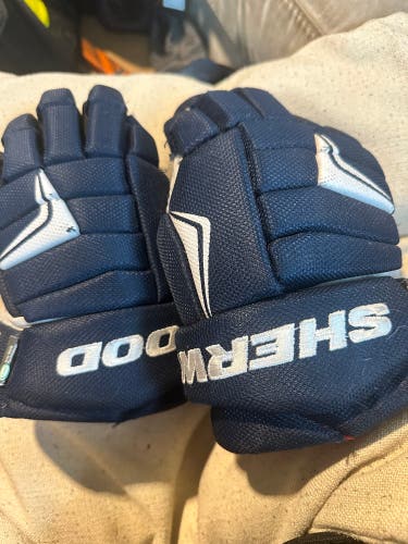 Sherwood Blue gloves jr 11