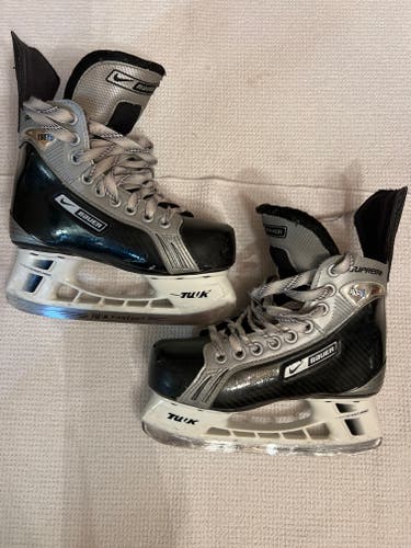 Used Junior Bauer Supreme One15 Hockey Skates Regular Width Size 2