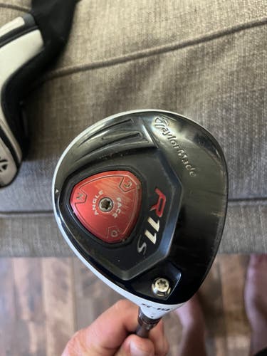 Used Men's TaylorMade R11-S Right Handed Fairway Wood Stiff Flex 5 Wood