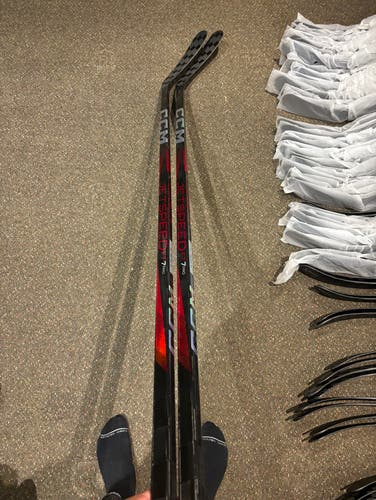 2New Senior CCM Right Hand Blue P29 70 Flex Jetspeed FT7 Pro Hockey Stick