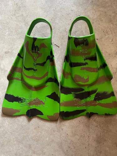 Used XXS Dafin fins
