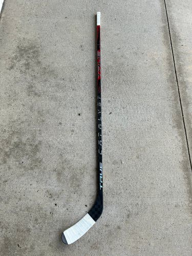 Used Arizona Coyotes Brown True Right Handed 85 Flex Toe Pattern Pro Stock Catalyst 9X Hockey Stick