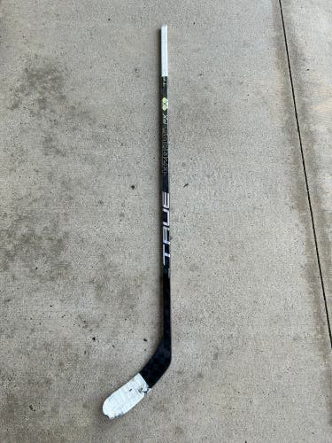 Used Arizona Coyotes Bjugstad Senior True Right Handed 95 Flex P28 Pro Stock Hzrdus PX