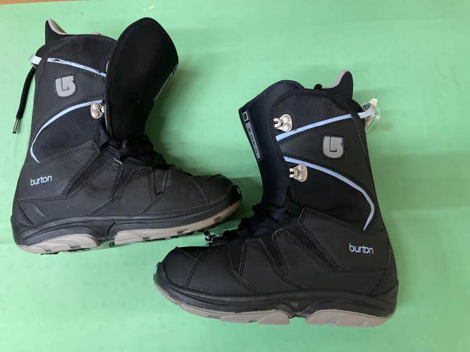 (Women's 7.0) Women's Burton Moto Snowboard Boots