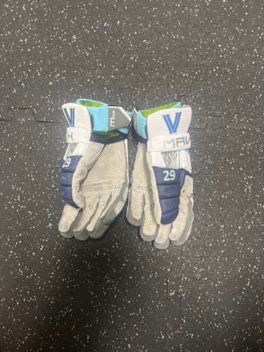 Villanova Team Issued Maverik Gloves