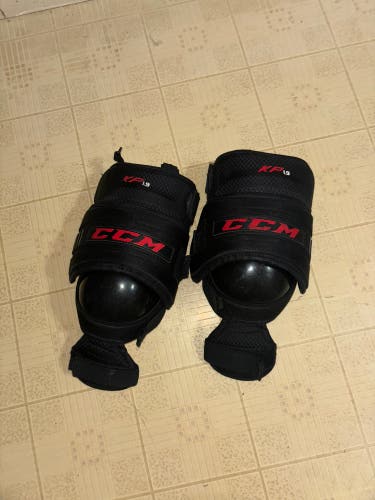 CCM kp 1.9 INT Goalie Knee Pads