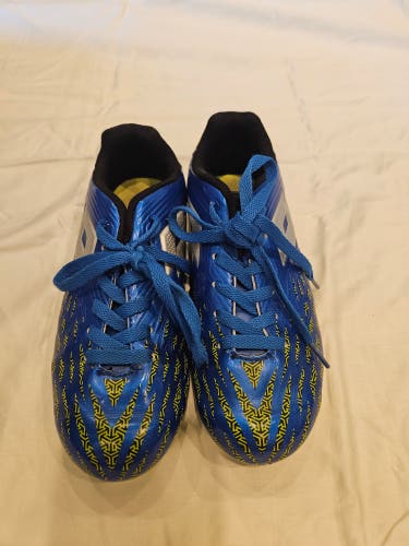 Blue Used Men's 2.0 (Women's 3.0) Kids Lotto Cleats