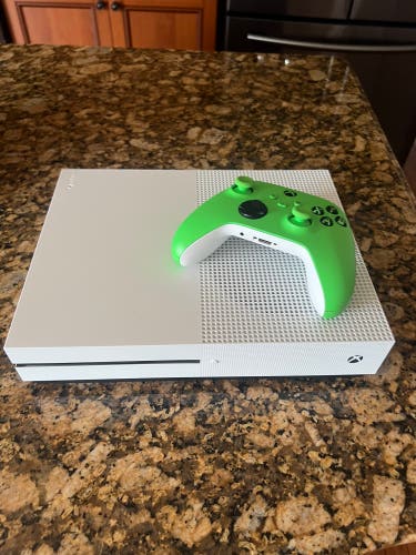 Xbox 1 S with green controller