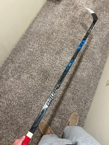 Used Senior Bauer Right Handed P28  Nexus 1N Hockey Stick