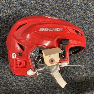 Bauer Hyperlite 2 Helmet | Small 6 7/8"- 7 1/2"