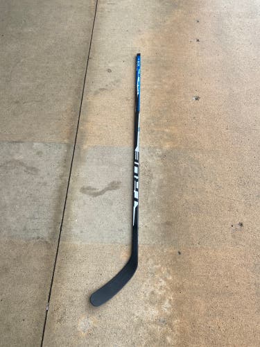 New Arizona Coyotes Kessel True Right Handed P28 75 Flex XC9 ACF Hockey Stick