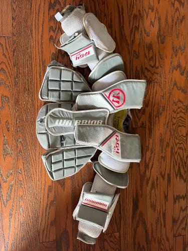Cheap Hockey Used  Warrior  Ritual G4 Goalie Chest Protector