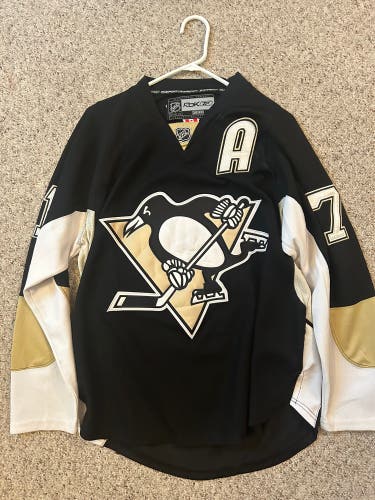 Pittsburgh Penguins Jersey