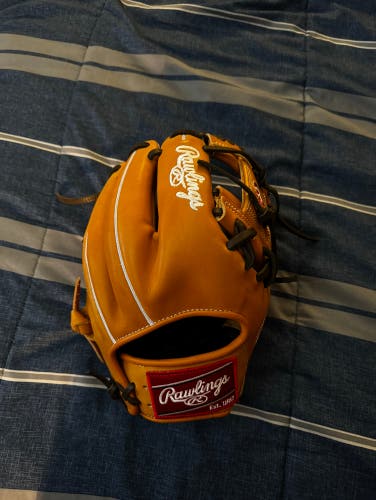 New 2023 Right Hand Throw 11.5" Heart of the Hide Baseball Glove