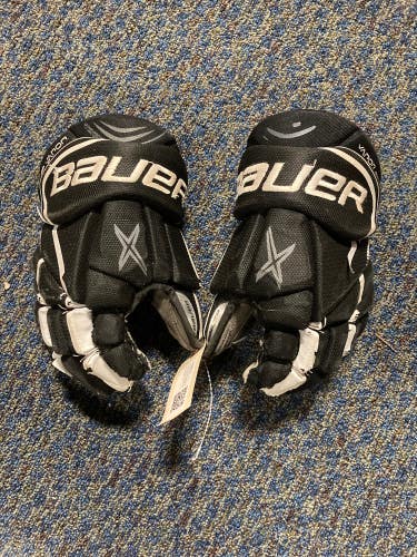 Black Used Junior Bauer Vapor X800 Lite Gloves 11"