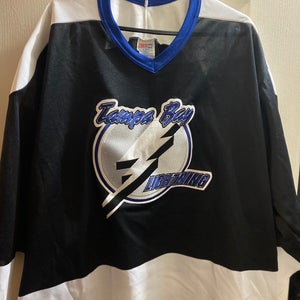 Tampa Bay Lightning CCM Jersey Lrg Adult