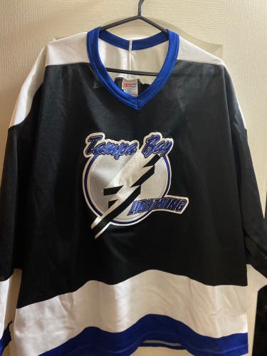 Tampa Bay Lightning CCM Jersey Lrg Adult