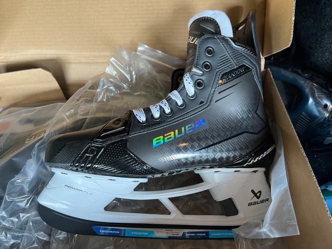 New Senior Bauer Supreme Shadow Hockey Skates Regular Width 9