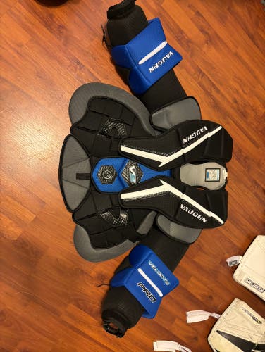 Vaughn V9 Pro Chest Protector L